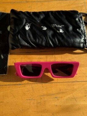 NWT Off-White Marfa Rectangular Sunglasses – Pink – Unisex